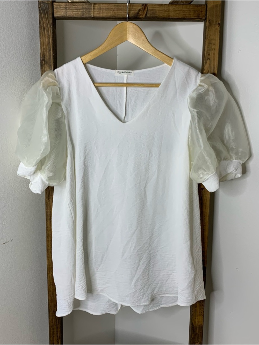 Carole Christian White V-Neck Puff Sleeve Top Size M